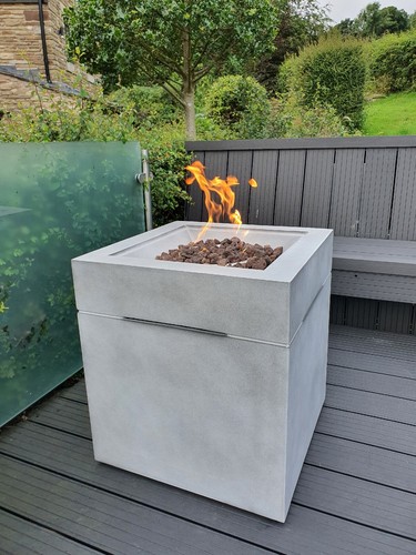Cube gas fire - with, built
